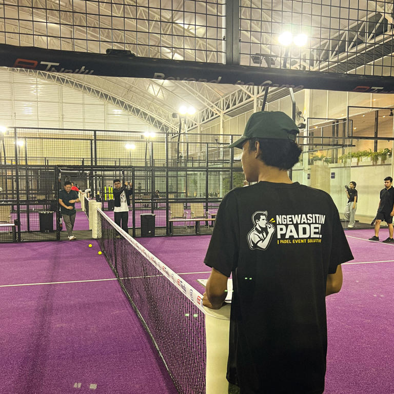 Wasit Padel Lapangan